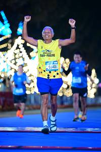 BIB: 1033, 93401, 
                            <button type="button" onclick="openModal(20406407)" class="btn btn-primary btn-sm float-right btn-popup" data-toggle="modal" data-target=".modal-high-quality">
                        <i class="fas fa-shopping-cart"></i> Add to Cart
                    </button>
                                            <button type="button" onclick="isThisMe(20406407, true)" class="btn btn-success btn-sm float-right btn-popup btn-isme hidden" data-toggle="tooltip" data-placement="bottom" title="นี่คือรูปของคุณใช่ไหม คลิกที่นี่เพื่อเอาเข้าอัลบั้ม">
                        <i class="fas fa-plus"></i> Add to album
                    </button>
                    <button type="button" onclick="isThisMe(20406407, false)" class="btn btn-warning btn-sm float-right btn-popup btn-isnotme hidden">
                        <i class="fas fa-ban"></i> Remove from album
                    </button>
