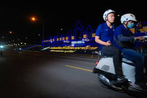 BIB: 0318
                            <button type="button" onclick="openModal(20061519)" class="btn btn-primary btn-sm float-right btn-popup" data-toggle="modal" data-target=".modal-high-quality">
                        <i class="fas fa-shopping-cart"></i> Add to Cart
                    </button>
                                            <button type="button" onclick="isThisMe(20061519, true)" class="btn btn-success btn-sm float-right btn-popup btn-isme hidden" data-toggle="tooltip" data-placement="bottom" title="นี่คือรูปของคุณใช่ไหม คลิกที่นี่เพื่อเอาเข้าอัลบั้ม">
                        <i class="fas fa-plus"></i> Add to album
                    </button>
                    <button type="button" onclick="isThisMe(20061519, false)" class="btn btn-warning btn-sm float-right btn-popup btn-isnotme hidden">
                        <i class="fas fa-ban"></i> Remove from album
                    </button>