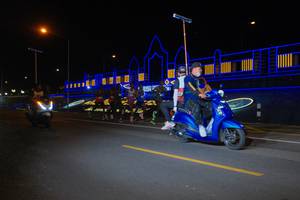 BIB: 312
                            <button type="button" onclick="openModal(20064343)" class="btn btn-primary btn-sm float-right btn-popup" data-toggle="modal" data-target=".modal-high-quality">
                        <i class="fas fa-shopping-cart"></i> Add to Cart
                    </button>
                                            <button type="button" onclick="isThisMe(20064343, true)" class="btn btn-success btn-sm float-right btn-popup btn-isme hidden" data-toggle="tooltip" data-placement="bottom" title="นี่คือรูปของคุณใช่ไหม คลิกที่นี่เพื่อเอาเข้าอัลบั้ม">
                        <i class="fas fa-plus"></i> Add to album
                    </button>
                    <button type="button" onclick="isThisMe(20064343, false)" class="btn btn-warning btn-sm float-right btn-popup btn-isnotme hidden">
                        <i class="fas fa-ban"></i> Remove from album
                    </button>