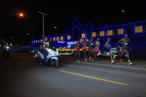 BIB: 133
                            <button type="button" onclick="openModal(20065928)" class="btn btn-primary btn-sm float-right btn-popup" data-toggle="modal" data-target=".modal-high-quality">
                        <i class="fas fa-shopping-cart"></i> Add to Cart
                    </button>
                                            <button type="button" onclick="isThisMe(20065928, true)" class="btn btn-success btn-sm float-right btn-popup btn-isme hidden" data-toggle="tooltip" data-placement="bottom" title="นี่คือรูปของคุณใช่ไหม คลิกที่นี่เพื่อเอาเข้าอัลบั้ม">
                        <i class="fas fa-plus"></i> Add to album
                    </button>
                    <button type="button" onclick="isThisMe(20065928, false)" class="btn btn-warning btn-sm float-right btn-popup btn-isnotme hidden">
                        <i class="fas fa-ban"></i> Remove from album
                    </button>