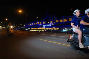 BIB: 
                            <button type="button" onclick="openModal(20055300)" class="btn btn-primary btn-sm float-right btn-popup" data-toggle="modal" data-target=".modal-high-quality">
                        <i class="fas fa-shopping-cart"></i> Add to Cart
                    </button>
                                            <button type="button" onclick="isThisMe(20055300, true)" class="btn btn-success btn-sm float-right btn-popup btn-isme hidden" data-toggle="tooltip" data-placement="bottom" title="นี่คือรูปของคุณใช่ไหม คลิกที่นี่เพื่อเอาเข้าอัลบั้ม">
                        <i class="fas fa-plus"></i> Add to album
                    </button>
                    <button type="button" onclick="isThisMe(20055300, false)" class="btn btn-warning btn-sm float-right btn-popup btn-isnotme hidden">
                        <i class="fas fa-ban"></i> Remove from album
                    </button>