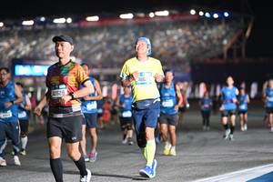 BIB: 4664, 40528, 460
                            <button type="button" onclick="openModal(19957852)" class="btn btn-primary btn-sm float-right btn-popup" data-toggle="modal" data-target=".modal-high-quality">
                        <i class="fas fa-shopping-cart"></i> Add to Cart
                    </button>
                                            <button type="button" onclick="isThisMe(19957852, true)" class="btn btn-success btn-sm float-right btn-popup btn-isme hidden" data-toggle="tooltip" data-placement="bottom" title="นี่คือรูปของคุณใช่ไหม คลิกที่นี่เพื่อเอาเข้าอัลบั้ม">
                        <i class="fas fa-plus"></i> Add to album
                    </button>
                    <button type="button" onclick="isThisMe(19957852, false)" class="btn btn-warning btn-sm float-right btn-popup btn-isnotme hidden">
                        <i class="fas fa-ban"></i> Remove from album
                    </button>