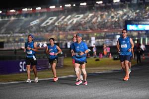 BIB: 
                            <button type="button" onclick="openModal(19959478)" class="btn btn-primary btn-sm float-right btn-popup" data-toggle="modal" data-target=".modal-high-quality">
                        <i class="fas fa-shopping-cart"></i> Add to Cart
                    </button>
                                            <button type="button" onclick="isThisMe(19959478, true)" class="btn btn-success btn-sm float-right btn-popup btn-isme hidden" data-toggle="tooltip" data-placement="bottom" title="นี่คือรูปของคุณใช่ไหม คลิกที่นี่เพื่อเอาเข้าอัลบั้ม">
                        <i class="fas fa-plus"></i> Add to album
                    </button>
                    <button type="button" onclick="isThisMe(19959478, false)" class="btn btn-warning btn-sm float-right btn-popup btn-isnotme hidden">
                        <i class="fas fa-ban"></i> Remove from album
                    </button>