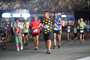 BIB: 475, 43984
                            <button type="button" onclick="openModal(19959008)" class="btn btn-primary btn-sm float-right btn-popup" data-toggle="modal" data-target=".modal-high-quality">
                        <i class="fas fa-shopping-cart"></i> Add to Cart
                    </button>
                                            <button type="button" onclick="isThisMe(19959008, true)" class="btn btn-success btn-sm float-right btn-popup btn-isme hidden" data-toggle="tooltip" data-placement="bottom" title="นี่คือรูปของคุณใช่ไหม คลิกที่นี่เพื่อเอาเข้าอัลบั้ม">
                        <i class="fas fa-plus"></i> Add to album
                    </button>
                    <button type="button" onclick="isThisMe(19959008, false)" class="btn btn-warning btn-sm float-right btn-popup btn-isnotme hidden">
                        <i class="fas fa-ban"></i> Remove from album
                    </button>