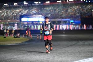 BIB: 212
                            <button type="button" onclick="openModal(19962921)" class="btn btn-primary btn-sm float-right btn-popup" data-toggle="modal" data-target=".modal-high-quality">
                        <i class="fas fa-shopping-cart"></i> Add to Cart
                    </button>
                                            <button type="button" onclick="isThisMe(19962921, true)" class="btn btn-success btn-sm float-right btn-popup btn-isme hidden" data-toggle="tooltip" data-placement="bottom" title="นี่คือรูปของคุณใช่ไหม คลิกที่นี่เพื่อเอาเข้าอัลบั้ม">
                        <i class="fas fa-plus"></i> Add to album
                    </button>
                    <button type="button" onclick="isThisMe(19962921, false)" class="btn btn-warning btn-sm float-right btn-popup btn-isnotme hidden">
                        <i class="fas fa-ban"></i> Remove from album
                    </button>