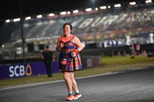 BIB: 810
                            <button type="button" onclick="openModal(19960592)" class="btn btn-primary btn-sm float-right btn-popup" data-toggle="modal" data-target=".modal-high-quality">
                        <i class="fas fa-shopping-cart"></i> Add to Cart
                    </button>
                                            <button type="button" onclick="isThisMe(19960592, true)" class="btn btn-success btn-sm float-right btn-popup btn-isme hidden" data-toggle="tooltip" data-placement="bottom" title="นี่คือรูปของคุณใช่ไหม คลิกที่นี่เพื่อเอาเข้าอัลบั้ม">
                        <i class="fas fa-plus"></i> Add to album
                    </button>
                    <button type="button" onclick="isThisMe(19960592, false)" class="btn btn-warning btn-sm float-right btn-popup btn-isnotme hidden">
                        <i class="fas fa-ban"></i> Remove from album
                    </button>