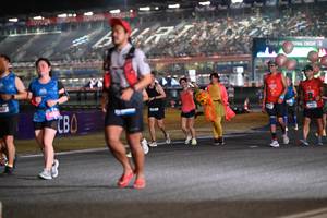 BIB: 
                            <button type="button" onclick="openModal(19958310)" class="btn btn-primary btn-sm float-right btn-popup" data-toggle="modal" data-target=".modal-high-quality">
                        <i class="fas fa-shopping-cart"></i> Add to Cart
                    </button>
                                            <button type="button" onclick="isThisMe(19958310, true)" class="btn btn-success btn-sm float-right btn-popup btn-isme hidden" data-toggle="tooltip" data-placement="bottom" title="นี่คือรูปของคุณใช่ไหม คลิกที่นี่เพื่อเอาเข้าอัลบั้ม">
                        <i class="fas fa-plus"></i> Add to album
                    </button>
                    <button type="button" onclick="isThisMe(19958310, false)" class="btn btn-warning btn-sm float-right btn-popup btn-isnotme hidden">
                        <i class="fas fa-ban"></i> Remove from album
                    </button>