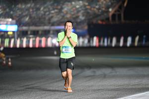 BIB: 4281
                            <button type="button" onclick="openModal(19963107)" class="btn btn-primary btn-sm float-right btn-popup" data-toggle="modal" data-target=".modal-high-quality">
                        <i class="fas fa-shopping-cart"></i> Add to Cart
                    </button>
                                            <button type="button" onclick="isThisMe(19963107, true)" class="btn btn-success btn-sm float-right btn-popup btn-isme hidden" data-toggle="tooltip" data-placement="bottom" title="นี่คือรูปของคุณใช่ไหม คลิกที่นี่เพื่อเอาเข้าอัลบั้ม">
                        <i class="fas fa-plus"></i> Add to album
                    </button>
                    <button type="button" onclick="isThisMe(19963107, false)" class="btn btn-warning btn-sm float-right btn-popup btn-isnotme hidden">
                        <i class="fas fa-ban"></i> Remove from album
                    </button>