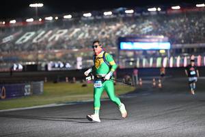 BIB: 43846
                            <button type="button" onclick="openModal(19961727)" class="btn btn-primary btn-sm float-right btn-popup" data-toggle="modal" data-target=".modal-high-quality">
                        <i class="fas fa-shopping-cart"></i> Add to Cart
                    </button>
                                            <button type="button" onclick="isThisMe(19961727, true)" class="btn btn-success btn-sm float-right btn-popup btn-isme hidden" data-toggle="tooltip" data-placement="bottom" title="นี่คือรูปของคุณใช่ไหม คลิกที่นี่เพื่อเอาเข้าอัลบั้ม">
                        <i class="fas fa-plus"></i> Add to album
                    </button>
                    <button type="button" onclick="isThisMe(19961727, false)" class="btn btn-warning btn-sm float-right btn-popup btn-isnotme hidden">
                        <i class="fas fa-ban"></i> Remove from album
                    </button>