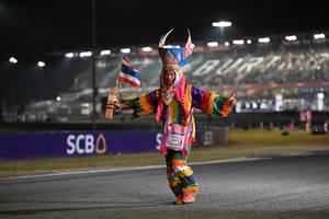 BIB: 
                            <button type="button" onclick="openModal(19961341)" class="btn btn-primary btn-sm float-right btn-popup" data-toggle="modal" data-target=".modal-high-quality">
                        <i class="fas fa-shopping-cart"></i> Add to Cart
                    </button>
                                            <button type="button" onclick="isThisMe(19961341, true)" class="btn btn-success btn-sm float-right btn-popup btn-isme hidden" data-toggle="tooltip" data-placement="bottom" title="นี่คือรูปของคุณใช่ไหม คลิกที่นี่เพื่อเอาเข้าอัลบั้ม">
                        <i class="fas fa-plus"></i> Add to album
                    </button>
                    <button type="button" onclick="isThisMe(19961341, false)" class="btn btn-warning btn-sm float-right btn-popup btn-isnotme hidden">
                        <i class="fas fa-ban"></i> Remove from album
                    </button>