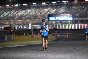 BIB: 5280, 1935
                            <button type="button" onclick="openModal(19962263)" class="btn btn-primary btn-sm float-right btn-popup" data-toggle="modal" data-target=".modal-high-quality">
                        <i class="fas fa-shopping-cart"></i> Add to Cart
                    </button>
                                            <button type="button" onclick="isThisMe(19962263, true)" class="btn btn-success btn-sm float-right btn-popup btn-isme hidden" data-toggle="tooltip" data-placement="bottom" title="นี่คือรูปของคุณใช่ไหม คลิกที่นี่เพื่อเอาเข้าอัลบั้ม">
                        <i class="fas fa-plus"></i> Add to album
                    </button>
                    <button type="button" onclick="isThisMe(19962263, false)" class="btn btn-warning btn-sm float-right btn-popup btn-isnotme hidden">
                        <i class="fas fa-ban"></i> Remove from album
                    </button>