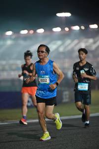 BIB: 10212, 129
                            <button type="button" onclick="openModal(20050805)" class="btn btn-primary btn-sm float-right btn-popup" data-toggle="modal" data-target=".modal-high-quality">
                        <i class="fas fa-shopping-cart"></i> Add to Cart
                    </button>
                                            <button type="button" onclick="isThisMe(20050805, true)" class="btn btn-success btn-sm float-right btn-popup btn-isme hidden" data-toggle="tooltip" data-placement="bottom" title="นี่คือรูปของคุณใช่ไหม คลิกที่นี่เพื่อเอาเข้าอัลบั้ม">
                        <i class="fas fa-plus"></i> Add to album
                    </button>
                    <button type="button" onclick="isThisMe(20050805, false)" class="btn btn-warning btn-sm float-right btn-popup btn-isnotme hidden">
                        <i class="fas fa-ban"></i> Remove from album
                    </button>