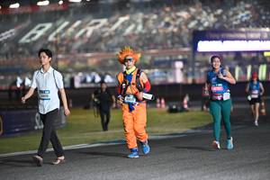 BIB: 6080, 804, 45783
                            <button type="button" onclick="openModal(19960060)" class="btn btn-primary btn-sm float-right btn-popup" data-toggle="modal" data-target=".modal-high-quality">
                        <i class="fas fa-shopping-cart"></i> Add to Cart
                    </button>
                                            <button type="button" onclick="isThisMe(19960060, true)" class="btn btn-success btn-sm float-right btn-popup btn-isme hidden" data-toggle="tooltip" data-placement="bottom" title="นี่คือรูปของคุณใช่ไหม คลิกที่นี่เพื่อเอาเข้าอัลบั้ม">
                        <i class="fas fa-plus"></i> Add to album
                    </button>
                    <button type="button" onclick="isThisMe(19960060, false)" class="btn btn-warning btn-sm float-right btn-popup btn-isnotme hidden">
                        <i class="fas fa-ban"></i> Remove from album
                    </button>