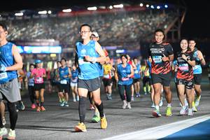 BIB: 320, 44168, 45884
                            <button type="button" onclick="openModal(19957610)" class="btn btn-primary btn-sm float-right btn-popup" data-toggle="modal" data-target=".modal-high-quality">
                        <i class="fas fa-shopping-cart"></i> Add to Cart
                    </button>
                                            <button type="button" onclick="isThisMe(19957610, true)" class="btn btn-success btn-sm float-right btn-popup btn-isme hidden" data-toggle="tooltip" data-placement="bottom" title="นี่คือรูปของคุณใช่ไหม คลิกที่นี่เพื่อเอาเข้าอัลบั้ม">
                        <i class="fas fa-plus"></i> Add to album
                    </button>
                    <button type="button" onclick="isThisMe(19957610, false)" class="btn btn-warning btn-sm float-right btn-popup btn-isnotme hidden">
                        <i class="fas fa-ban"></i> Remove from album
                    </button>