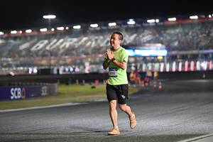 BIB: 12811
                            <button type="button" onclick="openModal(19963179)" class="btn btn-primary btn-sm float-right btn-popup" data-toggle="modal" data-target=".modal-high-quality">
                        <i class="fas fa-shopping-cart"></i> Add to Cart
                    </button>
                                            <button type="button" onclick="isThisMe(19963179, true)" class="btn btn-success btn-sm float-right btn-popup btn-isme hidden" data-toggle="tooltip" data-placement="bottom" title="นี่คือรูปของคุณใช่ไหม คลิกที่นี่เพื่อเอาเข้าอัลบั้ม">
                        <i class="fas fa-plus"></i> Add to album
                    </button>
                    <button type="button" onclick="isThisMe(19963179, false)" class="btn btn-warning btn-sm float-right btn-popup btn-isnotme hidden">
                        <i class="fas fa-ban"></i> Remove from album
                    </button>