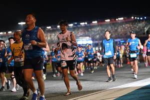 BIB: 41646, 42019, 249
                            <button type="button" onclick="openModal(19957283)" class="btn btn-primary btn-sm float-right btn-popup" data-toggle="modal" data-target=".modal-high-quality">
                        <i class="fas fa-shopping-cart"></i> Add to Cart
                    </button>
                                            <button type="button" onclick="isThisMe(19957283, true)" class="btn btn-success btn-sm float-right btn-popup btn-isme hidden" data-toggle="tooltip" data-placement="bottom" title="นี่คือรูปของคุณใช่ไหม คลิกที่นี่เพื่อเอาเข้าอัลบั้ม">
                        <i class="fas fa-plus"></i> Add to album
                    </button>
                    <button type="button" onclick="isThisMe(19957283, false)" class="btn btn-warning btn-sm float-right btn-popup btn-isnotme hidden">
                        <i class="fas fa-ban"></i> Remove from album
                    </button>