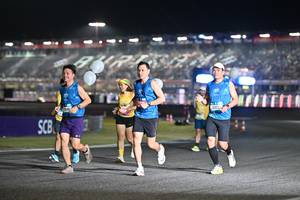 BIB: 4303
                            <button type="button" onclick="openModal(19963641)" class="btn btn-primary btn-sm float-right btn-popup" data-toggle="modal" data-target=".modal-high-quality">
                        <i class="fas fa-shopping-cart"></i> Add to Cart
                    </button>
                                            <button type="button" onclick="isThisMe(19963641, true)" class="btn btn-success btn-sm float-right btn-popup btn-isme hidden" data-toggle="tooltip" data-placement="bottom" title="นี่คือรูปของคุณใช่ไหม คลิกที่นี่เพื่อเอาเข้าอัลบั้ม">
                        <i class="fas fa-plus"></i> Add to album
                    </button>
                    <button type="button" onclick="isThisMe(19963641, false)" class="btn btn-warning btn-sm float-right btn-popup btn-isnotme hidden">
                        <i class="fas fa-ban"></i> Remove from album
                    </button>