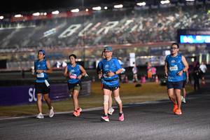 BIB: 744, 43934
                            <button type="button" onclick="openModal(19959498)" class="btn btn-primary btn-sm float-right btn-popup" data-toggle="modal" data-target=".modal-high-quality">
                        <i class="fas fa-shopping-cart"></i> Add to Cart
                    </button>
                                            <button type="button" onclick="isThisMe(19959498, true)" class="btn btn-success btn-sm float-right btn-popup btn-isme hidden" data-toggle="tooltip" data-placement="bottom" title="นี่คือรูปของคุณใช่ไหม คลิกที่นี่เพื่อเอาเข้าอัลบั้ม">
                        <i class="fas fa-plus"></i> Add to album
                    </button>
                    <button type="button" onclick="isThisMe(19959498, false)" class="btn btn-warning btn-sm float-right btn-popup btn-isnotme hidden">
                        <i class="fas fa-ban"></i> Remove from album
                    </button>