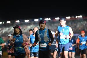 BIB: 41959
                            <button type="button" onclick="openModal(19957768)" class="btn btn-primary btn-sm float-right btn-popup" data-toggle="modal" data-target=".modal-high-quality">
                        <i class="fas fa-shopping-cart"></i> Add to Cart
                    </button>
                                            <button type="button" onclick="isThisMe(19957768, true)" class="btn btn-success btn-sm float-right btn-popup btn-isme hidden" data-toggle="tooltip" data-placement="bottom" title="นี่คือรูปของคุณใช่ไหม คลิกที่นี่เพื่อเอาเข้าอัลบั้ม">
                        <i class="fas fa-plus"></i> Add to album
                    </button>
                    <button type="button" onclick="isThisMe(19957768, false)" class="btn btn-warning btn-sm float-right btn-popup btn-isnotme hidden">
                        <i class="fas fa-ban"></i> Remove from album
                    </button>