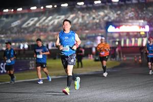 BIB: 42334
                            <button type="button" onclick="openModal(19959873)" class="btn btn-primary btn-sm float-right btn-popup" data-toggle="modal" data-target=".modal-high-quality">
                        <i class="fas fa-shopping-cart"></i> Add to Cart
                    </button>
                                            <button type="button" onclick="isThisMe(19959873, true)" class="btn btn-success btn-sm float-right btn-popup btn-isme hidden" data-toggle="tooltip" data-placement="bottom" title="นี่คือรูปของคุณใช่ไหม คลิกที่นี่เพื่อเอาเข้าอัลบั้ม">
                        <i class="fas fa-plus"></i> Add to album
                    </button>
                    <button type="button" onclick="isThisMe(19959873, false)" class="btn btn-warning btn-sm float-right btn-popup btn-isnotme hidden">
                        <i class="fas fa-ban"></i> Remove from album
                    </button>