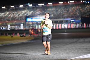 BIB: 42811
                            <button type="button" onclick="openModal(19963183)" class="btn btn-primary btn-sm float-right btn-popup" data-toggle="modal" data-target=".modal-high-quality">
                        <i class="fas fa-shopping-cart"></i> Add to Cart
                    </button>
                                            <button type="button" onclick="isThisMe(19963183, true)" class="btn btn-success btn-sm float-right btn-popup btn-isme hidden" data-toggle="tooltip" data-placement="bottom" title="นี่คือรูปของคุณใช่ไหม คลิกที่นี่เพื่อเอาเข้าอัลบั้ม">
                        <i class="fas fa-plus"></i> Add to album
                    </button>
                    <button type="button" onclick="isThisMe(19963183, false)" class="btn btn-warning btn-sm float-right btn-popup btn-isnotme hidden">
                        <i class="fas fa-ban"></i> Remove from album
                    </button>