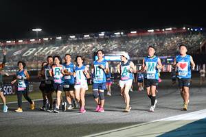 BIB: 3405, 4600, 42059
                            <button type="button" onclick="openModal(19959317)" class="btn btn-primary btn-sm float-right btn-popup" data-toggle="modal" data-target=".modal-high-quality">
                        <i class="fas fa-shopping-cart"></i> Add to Cart
                    </button>
                                            <button type="button" onclick="isThisMe(19959317, true)" class="btn btn-success btn-sm float-right btn-popup btn-isme hidden" data-toggle="tooltip" data-placement="bottom" title="นี่คือรูปของคุณใช่ไหม คลิกที่นี่เพื่อเอาเข้าอัลบั้ม">
                        <i class="fas fa-plus"></i> Add to album
                    </button>
                    <button type="button" onclick="isThisMe(19959317, false)" class="btn btn-warning btn-sm float-right btn-popup btn-isnotme hidden">
                        <i class="fas fa-ban"></i> Remove from album
                    </button>