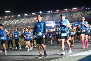 BIB: 305, 42521
                            <button type="button" onclick="openModal(19957311)" class="btn btn-primary btn-sm float-right btn-popup" data-toggle="modal" data-target=".modal-high-quality">
                        <i class="fas fa-shopping-cart"></i> Add to Cart
                    </button>
                                            <button type="button" onclick="isThisMe(19957311, true)" class="btn btn-success btn-sm float-right btn-popup btn-isme hidden" data-toggle="tooltip" data-placement="bottom" title="นี่คือรูปของคุณใช่ไหม คลิกที่นี่เพื่อเอาเข้าอัลบั้ม">
                        <i class="fas fa-plus"></i> Add to album
                    </button>
                    <button type="button" onclick="isThisMe(19957311, false)" class="btn btn-warning btn-sm float-right btn-popup btn-isnotme hidden">
                        <i class="fas fa-ban"></i> Remove from album
                    </button>