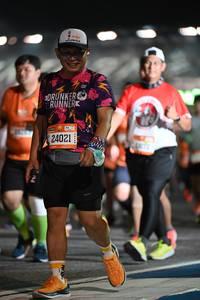 BIB: 244, 24021
                            <button type="button" onclick="openModal(20028863)" class="btn btn-primary btn-sm float-right btn-popup" data-toggle="modal" data-target=".modal-high-quality">
                        <i class="fas fa-shopping-cart"></i> Add to Cart
                    </button>
                                            <button type="button" onclick="isThisMe(20028863, true)" class="btn btn-success btn-sm float-right btn-popup btn-isme hidden" data-toggle="tooltip" data-placement="bottom" title="นี่คือรูปของคุณใช่ไหม คลิกที่นี่เพื่อเอาเข้าอัลบั้ม">
                        <i class="fas fa-plus"></i> Add to album
                    </button>
                    <button type="button" onclick="isThisMe(20028863, false)" class="btn btn-warning btn-sm float-right btn-popup btn-isnotme hidden">
                        <i class="fas fa-ban"></i> Remove from album
                    </button>