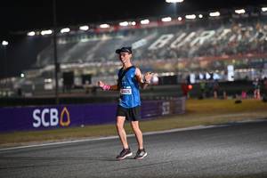 BIB: 40825
                            <button type="button" onclick="openModal(19962383)" class="btn btn-primary btn-sm float-right btn-popup" data-toggle="modal" data-target=".modal-high-quality">
                        <i class="fas fa-shopping-cart"></i> Add to Cart
                    </button>
                                            <button type="button" onclick="isThisMe(19962383, true)" class="btn btn-success btn-sm float-right btn-popup btn-isme hidden" data-toggle="tooltip" data-placement="bottom" title="นี่คือรูปของคุณใช่ไหม คลิกที่นี่เพื่อเอาเข้าอัลบั้ม">
                        <i class="fas fa-plus"></i> Add to album
                    </button>
                    <button type="button" onclick="isThisMe(19962383, false)" class="btn btn-warning btn-sm float-right btn-popup btn-isnotme hidden">
                        <i class="fas fa-ban"></i> Remove from album
                    </button>