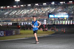 BIB: 40825
                            <button type="button" onclick="openModal(19962302)" class="btn btn-primary btn-sm float-right btn-popup" data-toggle="modal" data-target=".modal-high-quality">
                        <i class="fas fa-shopping-cart"></i> Add to Cart
                    </button>
                                            <button type="button" onclick="isThisMe(19962302, true)" class="btn btn-success btn-sm float-right btn-popup btn-isme hidden" data-toggle="tooltip" data-placement="bottom" title="นี่คือรูปของคุณใช่ไหม คลิกที่นี่เพื่อเอาเข้าอัลบั้ม">
                        <i class="fas fa-plus"></i> Add to album
                    </button>
                    <button type="button" onclick="isThisMe(19962302, false)" class="btn btn-warning btn-sm float-right btn-popup btn-isnotme hidden">
                        <i class="fas fa-ban"></i> Remove from album
                    </button>