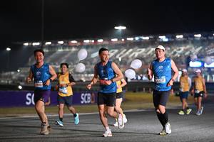 BIB: 43037
                            <button type="button" onclick="openModal(19963692)" class="btn btn-primary btn-sm float-right btn-popup" data-toggle="modal" data-target=".modal-high-quality">
                        <i class="fas fa-shopping-cart"></i> Add to Cart
                    </button>
                                            <button type="button" onclick="isThisMe(19963692, true)" class="btn btn-success btn-sm float-right btn-popup btn-isme hidden" data-toggle="tooltip" data-placement="bottom" title="นี่คือรูปของคุณใช่ไหม คลิกที่นี่เพื่อเอาเข้าอัลบั้ม">
                        <i class="fas fa-plus"></i> Add to album
                    </button>
                    <button type="button" onclick="isThisMe(19963692, false)" class="btn btn-warning btn-sm float-right btn-popup btn-isnotme hidden">
                        <i class="fas fa-ban"></i> Remove from album
                    </button>