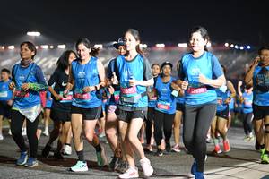 BIB: 14522, 9662, 15969
                            <button type="button" onclick="openModal(20096991)" class="btn btn-primary btn-sm float-right btn-popup" data-toggle="modal" data-target=".modal-high-quality">
                        <i class="fas fa-shopping-cart"></i> Add to Cart
                    </button>
                                            <button type="button" onclick="isThisMe(20096991, true)" class="btn btn-success btn-sm float-right btn-popup btn-isme hidden" data-toggle="tooltip" data-placement="bottom" title="นี่คือรูปของคุณใช่ไหม คลิกที่นี่เพื่อเอาเข้าอัลบั้ม">
                        <i class="fas fa-plus"></i> Add to album
                    </button>
                    <button type="button" onclick="isThisMe(20096991, false)" class="btn btn-warning btn-sm float-right btn-popup btn-isnotme hidden">
                        <i class="fas fa-ban"></i> Remove from album
                    </button>