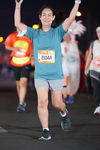 BIB: 21044
                            <button type="button" onclick="openModal(20143042)" class="btn btn-primary btn-sm float-right btn-popup" data-toggle="modal" data-target=".modal-high-quality">
                        <i class="fas fa-shopping-cart"></i> Add to Cart
                    </button>
                                            <button type="button" onclick="isThisMe(20143042, true)" class="btn btn-success btn-sm float-right btn-popup btn-isme hidden" data-toggle="tooltip" data-placement="bottom" title="นี่คือรูปของคุณใช่ไหม คลิกที่นี่เพื่อเอาเข้าอัลบั้ม">
                        <i class="fas fa-plus"></i> Add to album
                    </button>
                    <button type="button" onclick="isThisMe(20143042, false)" class="btn btn-warning btn-sm float-right btn-popup btn-isnotme hidden">
                        <i class="fas fa-ban"></i> Remove from album
                    </button>