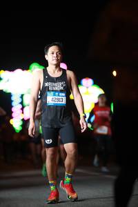 BIB: 42913
                            <button type="button" onclick="openModal(20630915)" class="btn btn-primary btn-sm float-right btn-popup" data-toggle="modal" data-target=".modal-high-quality">
                        <i class="fas fa-shopping-cart"></i> Add to Cart
                    </button>
                                            <button type="button" onclick="isThisMe(20630915, true)" class="btn btn-success btn-sm float-right btn-popup btn-isme hidden" data-toggle="tooltip" data-placement="bottom" title="นี่คือรูปของคุณใช่ไหม คลิกที่นี่เพื่อเอาเข้าอัลบั้ม">
                        <i class="fas fa-plus"></i> Add to album
                    </button>
                    <button type="button" onclick="isThisMe(20630915, false)" class="btn btn-warning btn-sm float-right btn-popup btn-isnotme hidden">
                        <i class="fas fa-ban"></i> Remove from album
                    </button>