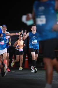 BIB: 5471, 7483, 034, 41883
                            <button type="button" onclick="openModal(20194566)" class="btn btn-primary btn-sm float-right btn-popup" data-toggle="modal" data-target=".modal-high-quality">
                        <i class="fas fa-shopping-cart"></i> Add to Cart
                    </button>
                                            <button type="button" onclick="isThisMe(20194566, true)" class="btn btn-success btn-sm float-right btn-popup btn-isme hidden" data-toggle="tooltip" data-placement="bottom" title="นี่คือรูปของคุณใช่ไหม คลิกที่นี่เพื่อเอาเข้าอัลบั้ม">
                        <i class="fas fa-plus"></i> Add to album
                    </button>
                    <button type="button" onclick="isThisMe(20194566, false)" class="btn btn-warning btn-sm float-right btn-popup btn-isnotme hidden">
                        <i class="fas fa-ban"></i> Remove from album
                    </button>