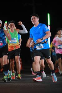 BIB: 40924, 43296
                            <button type="button" onclick="openModal(20203090)" class="btn btn-primary btn-sm float-right btn-popup" data-toggle="modal" data-target=".modal-high-quality">
                        <i class="fas fa-shopping-cart"></i> Add to Cart
                    </button>
                                            <button type="button" onclick="isThisMe(20203090, true)" class="btn btn-success btn-sm float-right btn-popup btn-isme hidden" data-toggle="tooltip" data-placement="bottom" title="นี่คือรูปของคุณใช่ไหม คลิกที่นี่เพื่อเอาเข้าอัลบั้ม">
                        <i class="fas fa-plus"></i> Add to album
                    </button>
                    <button type="button" onclick="isThisMe(20203090, false)" class="btn btn-warning btn-sm float-right btn-popup btn-isnotme hidden">
                        <i class="fas fa-ban"></i> Remove from album
                    </button>