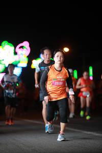 BIB: 26186
                            <button type="button" onclick="openModal(20690617)" class="btn btn-primary btn-sm float-right btn-popup" data-toggle="modal" data-target=".modal-high-quality">
                        <i class="fas fa-shopping-cart"></i> Add to Cart
                    </button>
                                            <button type="button" onclick="isThisMe(20690617, true)" class="btn btn-success btn-sm float-right btn-popup btn-isme hidden" data-toggle="tooltip" data-placement="bottom" title="นี่คือรูปของคุณใช่ไหม คลิกที่นี่เพื่อเอาเข้าอัลบั้ม">
                        <i class="fas fa-plus"></i> Add to album
                    </button>
                    <button type="button" onclick="isThisMe(20690617, false)" class="btn btn-warning btn-sm float-right btn-popup btn-isnotme hidden">
                        <i class="fas fa-ban"></i> Remove from album
                    </button>
