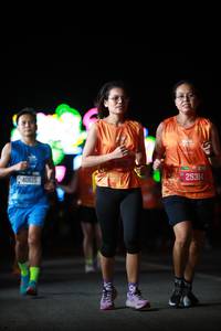 BIB: 40615, 27031, 25314
                            <button type="button" onclick="openModal(20778521)" class="btn btn-primary btn-sm float-right btn-popup" data-toggle="modal" data-target=".modal-high-quality">
                        <i class="fas fa-shopping-cart"></i> Add to Cart
                    </button>
                                            <button type="button" onclick="isThisMe(20778521, true)" class="btn btn-success btn-sm float-right btn-popup btn-isme hidden" data-toggle="tooltip" data-placement="bottom" title="นี่คือรูปของคุณใช่ไหม คลิกที่นี่เพื่อเอาเข้าอัลบั้ม">
                        <i class="fas fa-plus"></i> Add to album
                    </button>
                    <button type="button" onclick="isThisMe(20778521, false)" class="btn btn-warning btn-sm float-right btn-popup btn-isnotme hidden">
                        <i class="fas fa-ban"></i> Remove from album
                    </button>