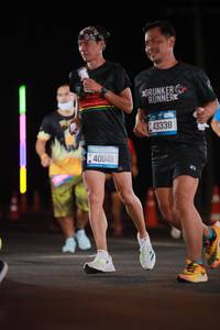 BIB: 40049, 43338
                            <button type="button" onclick="openModal(20198922)" class="btn btn-primary btn-sm float-right btn-popup" data-toggle="modal" data-target=".modal-high-quality">
                        <i class="fas fa-shopping-cart"></i> Add to Cart
                    </button>
                                            <button type="button" onclick="isThisMe(20198922, true)" class="btn btn-success btn-sm float-right btn-popup btn-isme hidden" data-toggle="tooltip" data-placement="bottom" title="นี่คือรูปของคุณใช่ไหม คลิกที่นี่เพื่อเอาเข้าอัลบั้ม">
                        <i class="fas fa-plus"></i> Add to album
                    </button>
                    <button type="button" onclick="isThisMe(20198922, false)" class="btn btn-warning btn-sm float-right btn-popup btn-isnotme hidden">
                        <i class="fas fa-ban"></i> Remove from album
                    </button>