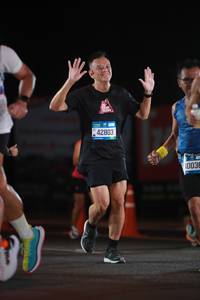 BIB: 42803, 10036
                            <button type="button" onclick="openModal(20195233)" class="btn btn-primary btn-sm float-right btn-popup" data-toggle="modal" data-target=".modal-high-quality">
                        <i class="fas fa-shopping-cart"></i> Add to Cart
                    </button>
                                            <button type="button" onclick="isThisMe(20195233, true)" class="btn btn-success btn-sm float-right btn-popup btn-isme hidden" data-toggle="tooltip" data-placement="bottom" title="นี่คือรูปของคุณใช่ไหม คลิกที่นี่เพื่อเอาเข้าอัลบั้ม">
                        <i class="fas fa-plus"></i> Add to album
                    </button>
                    <button type="button" onclick="isThisMe(20195233, false)" class="btn btn-warning btn-sm float-right btn-popup btn-isnotme hidden">
                        <i class="fas fa-ban"></i> Remove from album
                    </button>