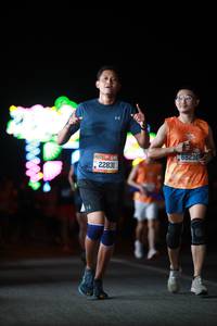 BIB: 22831, 682343
                            <button type="button" onclick="openModal(20613939)" class="btn btn-primary btn-sm float-right btn-popup" data-toggle="modal" data-target=".modal-high-quality">
                        <i class="fas fa-shopping-cart"></i> Add to Cart
                    </button>
                                            <button type="button" onclick="isThisMe(20613939, true)" class="btn btn-success btn-sm float-right btn-popup btn-isme hidden" data-toggle="tooltip" data-placement="bottom" title="นี่คือรูปของคุณใช่ไหม คลิกที่นี่เพื่อเอาเข้าอัลบั้ม">
                        <i class="fas fa-plus"></i> Add to album
                    </button>
                    <button type="button" onclick="isThisMe(20613939, false)" class="btn btn-warning btn-sm float-right btn-popup btn-isnotme hidden">
                        <i class="fas fa-ban"></i> Remove from album
                    </button>