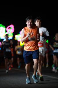 BIB: 20682, 26194
                            <button type="button" onclick="openModal(20605496)" class="btn btn-primary btn-sm float-right btn-popup" data-toggle="modal" data-target=".modal-high-quality">
                        <i class="fas fa-shopping-cart"></i> Add to Cart
                    </button>
                                            <button type="button" onclick="isThisMe(20605496, true)" class="btn btn-success btn-sm float-right btn-popup btn-isme hidden" data-toggle="tooltip" data-placement="bottom" title="นี่คือรูปของคุณใช่ไหม คลิกที่นี่เพื่อเอาเข้าอัลบั้ม">
                        <i class="fas fa-plus"></i> Add to album
                    </button>
                    <button type="button" onclick="isThisMe(20605496, false)" class="btn btn-warning btn-sm float-right btn-popup btn-isnotme hidden">
                        <i class="fas fa-ban"></i> Remove from album
                    </button>