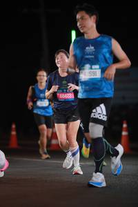 BIB: 165, 68422
                            <button type="button" onclick="openModal(20200339)" class="btn btn-primary btn-sm float-right btn-popup" data-toggle="modal" data-target=".modal-high-quality">
                        <i class="fas fa-shopping-cart"></i> Add to Cart
                    </button>
                                            <button type="button" onclick="isThisMe(20200339, true)" class="btn btn-success btn-sm float-right btn-popup btn-isme hidden" data-toggle="tooltip" data-placement="bottom" title="นี่คือรูปของคุณใช่ไหม คลิกที่นี่เพื่อเอาเข้าอัลบั้ม">
                        <i class="fas fa-plus"></i> Add to album
                    </button>
                    <button type="button" onclick="isThisMe(20200339, false)" class="btn btn-warning btn-sm float-right btn-popup btn-isnotme hidden">
                        <i class="fas fa-ban"></i> Remove from album
                    </button>