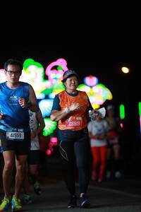 BIB: 61692, 41559
                            <button type="button" onclick="openModal(20863231)" class="btn btn-primary btn-sm float-right btn-popup" data-toggle="modal" data-target=".modal-high-quality">
                        <i class="fas fa-shopping-cart"></i> Add to Cart
                    </button>
                                            <button type="button" onclick="isThisMe(20863231, true)" class="btn btn-success btn-sm float-right btn-popup btn-isme hidden" data-toggle="tooltip" data-placement="bottom" title="นี่คือรูปของคุณใช่ไหม คลิกที่นี่เพื่อเอาเข้าอัลบั้ม">
                        <i class="fas fa-plus"></i> Add to album
                    </button>
                    <button type="button" onclick="isThisMe(20863231, false)" class="btn btn-warning btn-sm float-right btn-popup btn-isnotme hidden">
                        <i class="fas fa-ban"></i> Remove from album
                    </button>