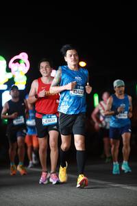 BIB: 1544, 43839, 43424
                            <button type="button" onclick="openModal(20625397)" class="btn btn-primary btn-sm float-right btn-popup" data-toggle="modal" data-target=".modal-high-quality">
                        <i class="fas fa-shopping-cart"></i> Add to Cart
                    </button>
                                            <button type="button" onclick="isThisMe(20625397, true)" class="btn btn-success btn-sm float-right btn-popup btn-isme hidden" data-toggle="tooltip" data-placement="bottom" title="นี่คือรูปของคุณใช่ไหม คลิกที่นี่เพื่อเอาเข้าอัลบั้ม">
                        <i class="fas fa-plus"></i> Add to album
                    </button>
                    <button type="button" onclick="isThisMe(20625397, false)" class="btn btn-warning btn-sm float-right btn-popup btn-isnotme hidden">
                        <i class="fas fa-ban"></i> Remove from album
                    </button>