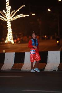 BIB: 946
                            <button type="button" onclick="openModal(20991607)" class="btn btn-primary btn-sm float-right btn-popup" data-toggle="modal" data-target=".modal-high-quality">
                        <i class="fas fa-shopping-cart"></i> Add to Cart
                    </button>
                                            <button type="button" onclick="isThisMe(20991607, true)" class="btn btn-success btn-sm float-right btn-popup btn-isme hidden" data-toggle="tooltip" data-placement="bottom" title="นี่คือรูปของคุณใช่ไหม คลิกที่นี่เพื่อเอาเข้าอัลบั้ม">
                        <i class="fas fa-plus"></i> Add to album
                    </button>
                    <button type="button" onclick="isThisMe(20991607, false)" class="btn btn-warning btn-sm float-right btn-popup btn-isnotme hidden">
                        <i class="fas fa-ban"></i> Remove from album
                    </button>