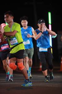 BIB: 68429, 40315, 68430
                            <button type="button" onclick="openModal(20222528)" class="btn btn-primary btn-sm float-right btn-popup" data-toggle="modal" data-target=".modal-high-quality">
                        <i class="fas fa-shopping-cart"></i> Add to Cart
                    </button>
                                            <button type="button" onclick="isThisMe(20222528, true)" class="btn btn-success btn-sm float-right btn-popup btn-isme hidden" data-toggle="tooltip" data-placement="bottom" title="นี่คือรูปของคุณใช่ไหม คลิกที่นี่เพื่อเอาเข้าอัลบั้ม">
                        <i class="fas fa-plus"></i> Add to album
                    </button>
                    <button type="button" onclick="isThisMe(20222528, false)" class="btn btn-warning btn-sm float-right btn-popup btn-isnotme hidden">
                        <i class="fas fa-ban"></i> Remove from album
                    </button>