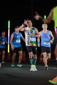 BIB: 521, 40399, 425
                            <button type="button" onclick="openModal(20192418)" class="btn btn-primary btn-sm float-right btn-popup" data-toggle="modal" data-target=".modal-high-quality">
                        <i class="fas fa-shopping-cart"></i> Add to Cart
                    </button>
                                            <button type="button" onclick="isThisMe(20192418, true)" class="btn btn-success btn-sm float-right btn-popup btn-isme hidden" data-toggle="tooltip" data-placement="bottom" title="นี่คือรูปของคุณใช่ไหม คลิกที่นี่เพื่อเอาเข้าอัลบั้ม">
                        <i class="fas fa-plus"></i> Add to album
                    </button>
                    <button type="button" onclick="isThisMe(20192418, false)" class="btn btn-warning btn-sm float-right btn-popup btn-isnotme hidden">
                        <i class="fas fa-ban"></i> Remove from album
                    </button>