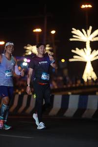 BIB: 440, 42704
                            <button type="button" onclick="openModal(21031242)" class="btn btn-primary btn-sm float-right btn-popup" data-toggle="modal" data-target=".modal-high-quality">
                        <i class="fas fa-shopping-cart"></i> Add to Cart
                    </button>
                                            <button type="button" onclick="isThisMe(21031242, true)" class="btn btn-success btn-sm float-right btn-popup btn-isme hidden" data-toggle="tooltip" data-placement="bottom" title="นี่คือรูปของคุณใช่ไหม คลิกที่นี่เพื่อเอาเข้าอัลบั้ม">
                        <i class="fas fa-plus"></i> Add to album
                    </button>
                    <button type="button" onclick="isThisMe(21031242, false)" class="btn btn-warning btn-sm float-right btn-popup btn-isnotme hidden">
                        <i class="fas fa-ban"></i> Remove from album
                    </button>