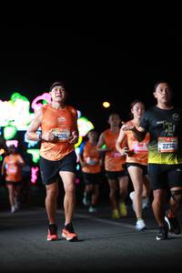 BIB: 21916, 9382, 22741
                            <button type="button" onclick="openModal(20528562)" class="btn btn-primary btn-sm float-right btn-popup" data-toggle="modal" data-target=".modal-high-quality">
                        <i class="fas fa-shopping-cart"></i> Add to Cart
                    </button>
                                            <button type="button" onclick="isThisMe(20528562, true)" class="btn btn-success btn-sm float-right btn-popup btn-isme hidden" data-toggle="tooltip" data-placement="bottom" title="นี่คือรูปของคุณใช่ไหม คลิกที่นี่เพื่อเอาเข้าอัลบั้ม">
                        <i class="fas fa-plus"></i> Add to album
                    </button>
                    <button type="button" onclick="isThisMe(20528562, false)" class="btn btn-warning btn-sm float-right btn-popup btn-isnotme hidden">
                        <i class="fas fa-ban"></i> Remove from album
                    </button>